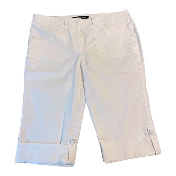 Sharagano Pants - Sharagano Studio Tailored White Bermuda Shorts size 12